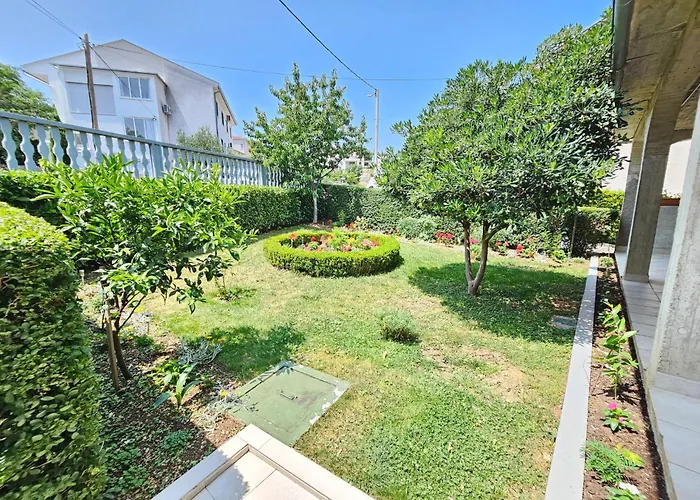 Διαμέρισμα Fuer 6 Personen Mit Terrasse By Interhome