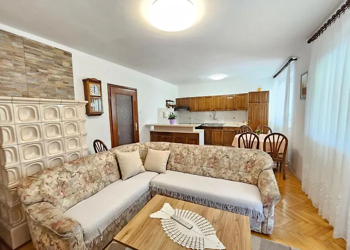 Fuer 6 Personen Mit Terrasse By Interhome *